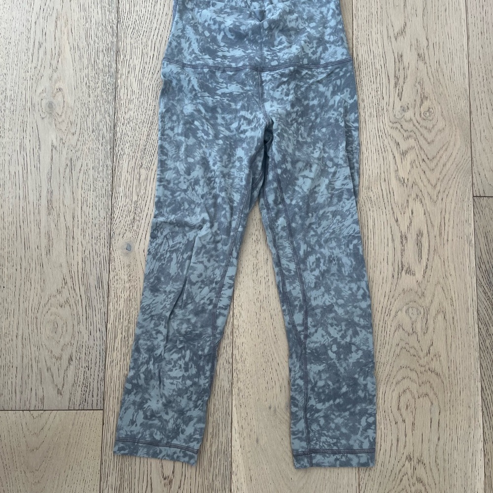 Stylish Gray Women’s Leggings